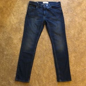 Hollister Jeans BRAND NEW w/ TAGS!